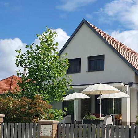 Relax Balaton Apartmanok Балатонфюред Екстер'єр фото